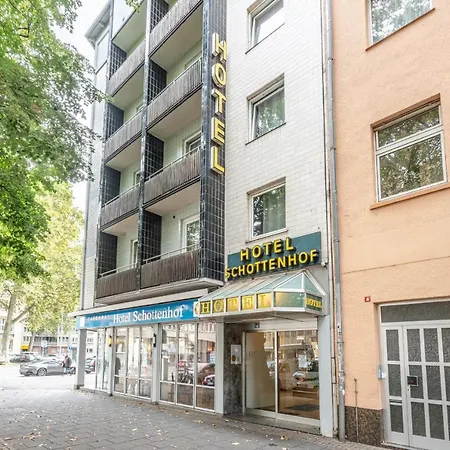 Schottenhof Hotel 3*