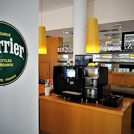 מלון Schottenhof - Cityhotel 3*
