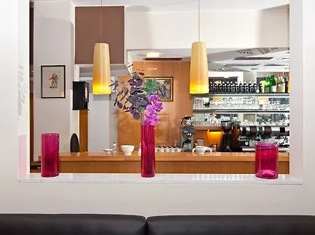 호텔 Schottenhof 3*