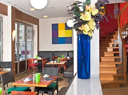 מלון Schottenhof - Cityhotel 3*